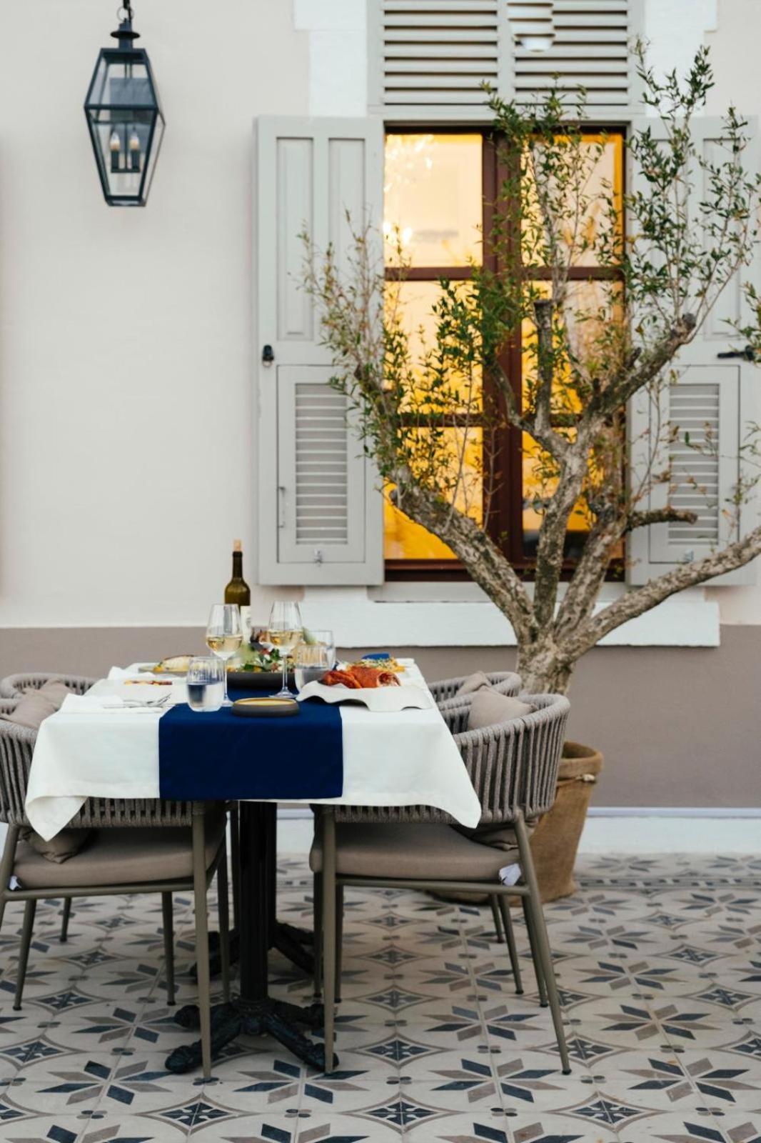 Rasim Palas Cesme Bagian luar foto